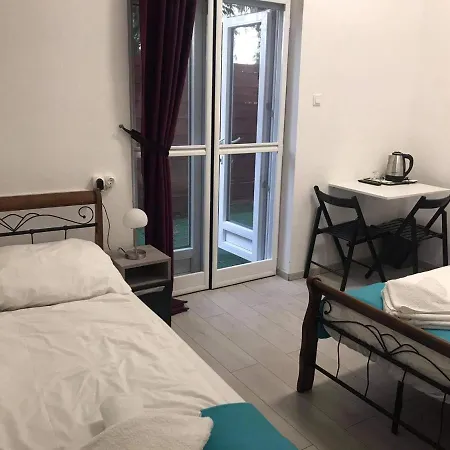 Bed & Breakfast Y Panzio *