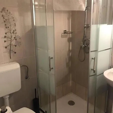 Y Panzio Bed & Breakfast Balatonlelle