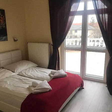 Bed & Breakfast Y Panzio *